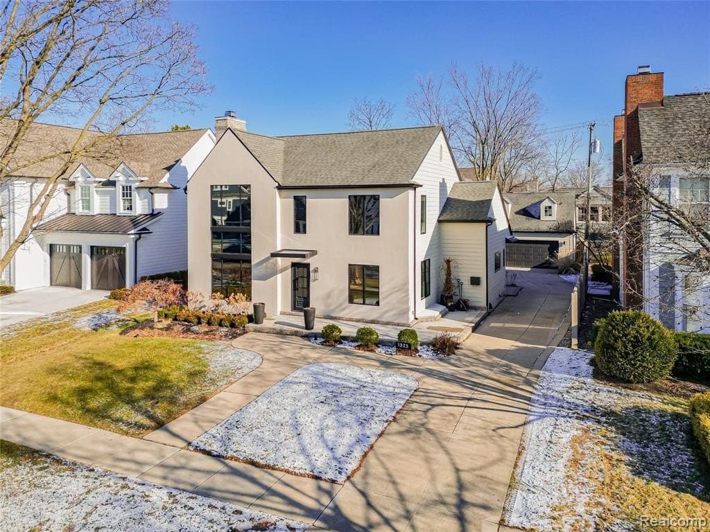 5 bedroom house for sale at 1323 Washington Blvd Birmingham 48009 - $2,050,000