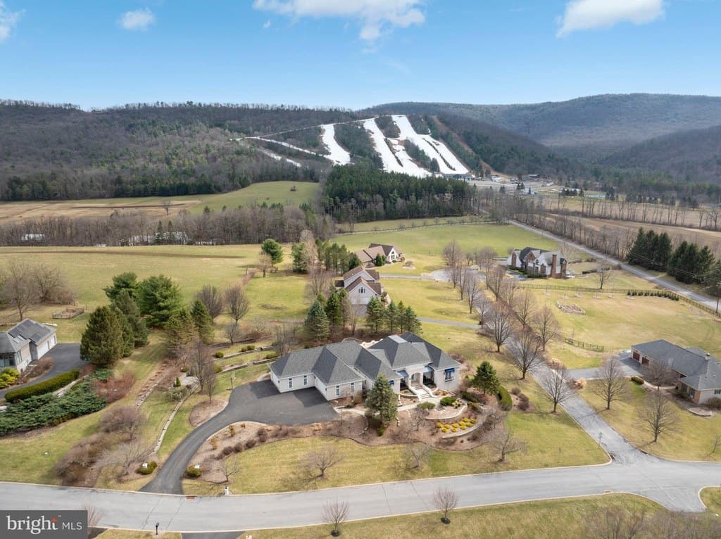 4 bedroom house for sale at 220 MT Pleasant Dr Boalsburg - $1,699,900