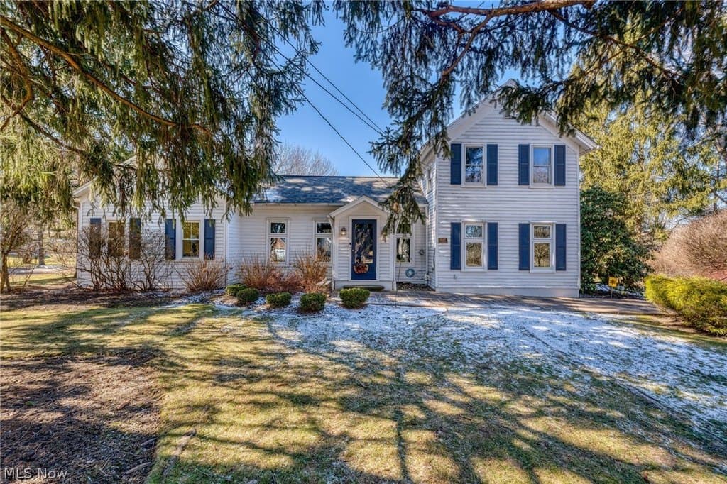 3 bedroom house for sale at 26421 N Woodland Rd Beachwood - $650,000