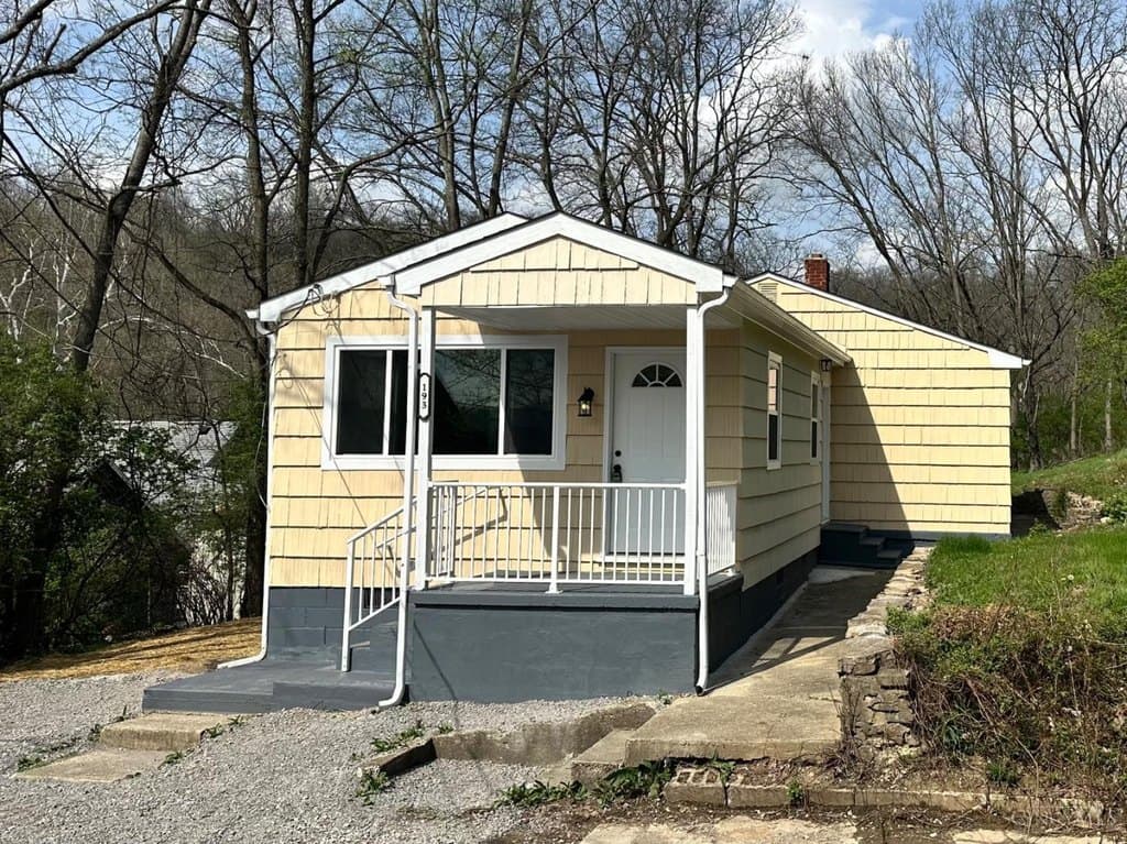 3 bedroom house for sale at 193 N 2nd St Addyston - $169,900