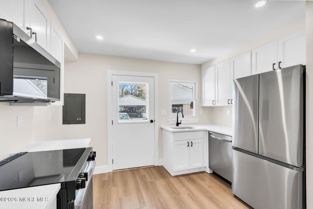 2 bedroom condo for sale at 50B Cambridge Ct Unit 100B Leisure Village 08701 - $192,000