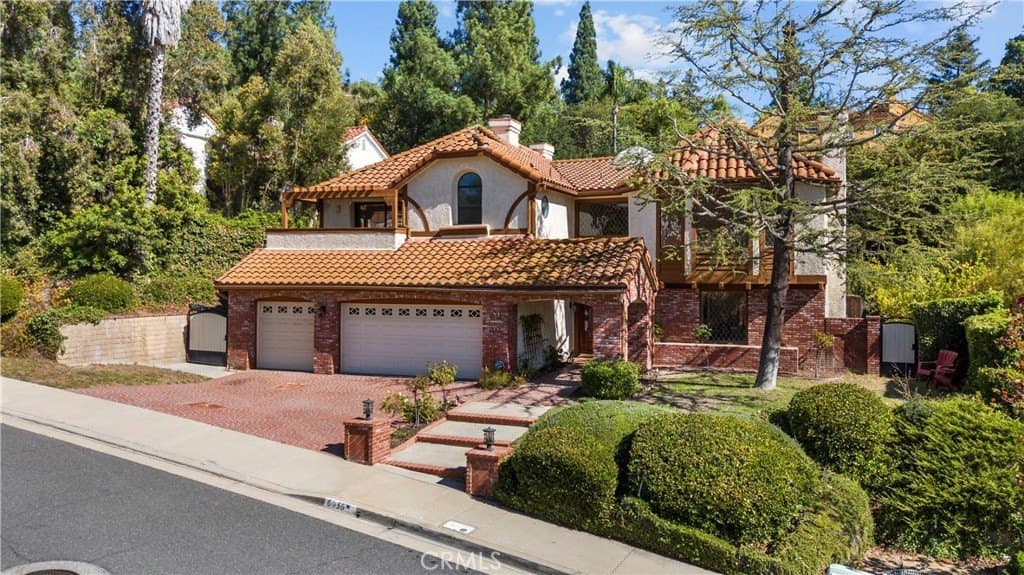 4 bedroom house for sale at 6056 Lake Lindero Dr Agoura Hills - $1,599,999
