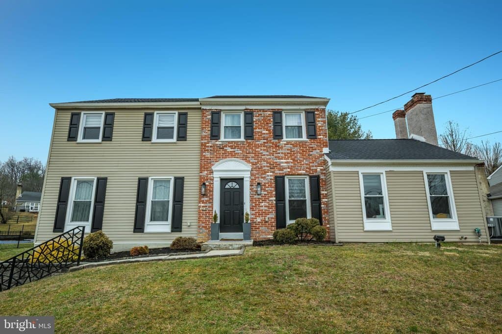 4 bedroom house for sale at 683 Sunnyside Ave Audubon - $689,500