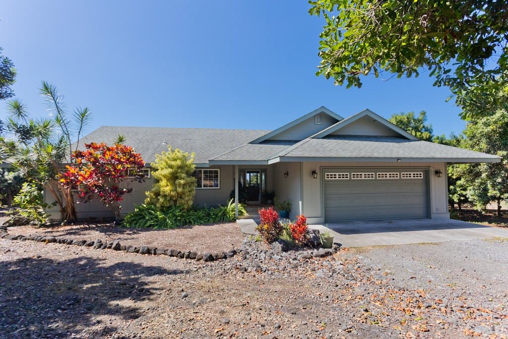 3 bedroom farm for sale at 83-5611 Middle Keei Rd Captain Cook - $788,000