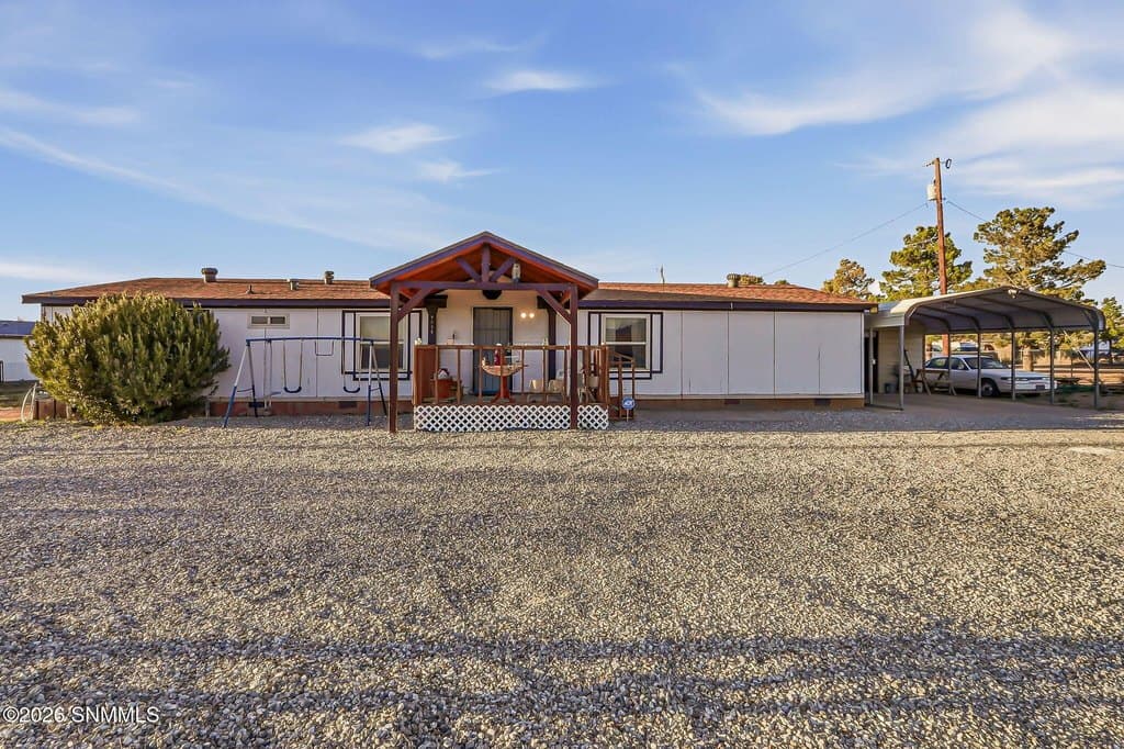 4 bedroom mobile home for sale at 9635 Smith Ln Butterfield Park - $225,000