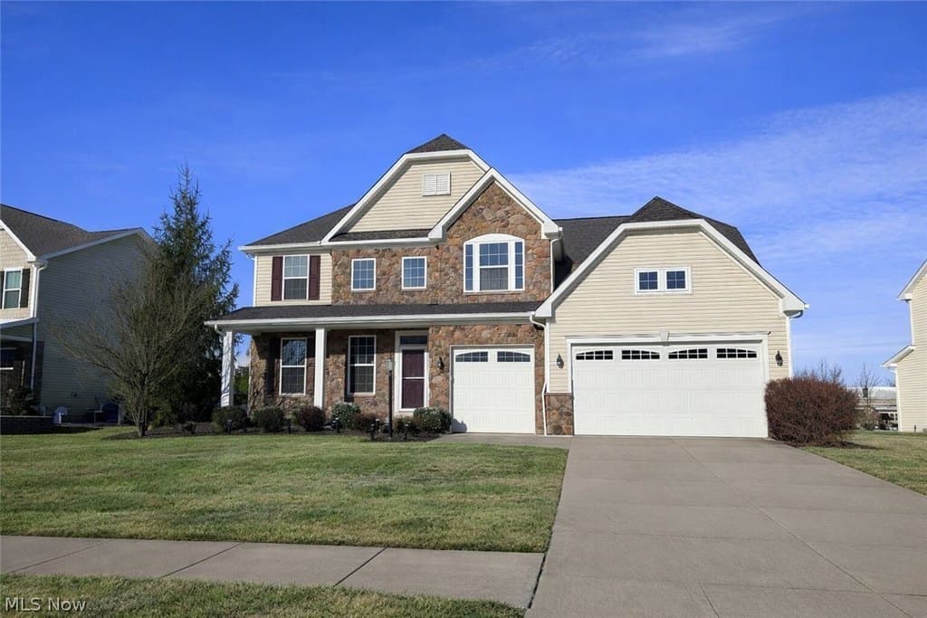 5 bedroom house for sale at 8028 Megan Meadow Dr Hudson 44236 - $615,000