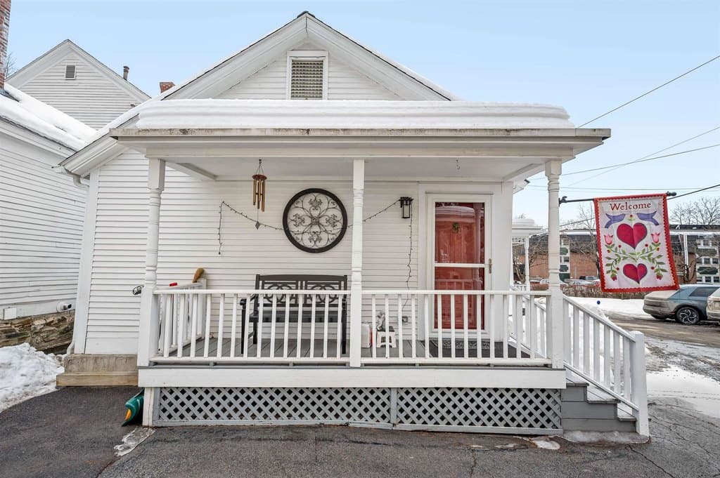 3 bedroom condo for sale at 160 Main St Unit 2 Montpelier 05602 - $269,000