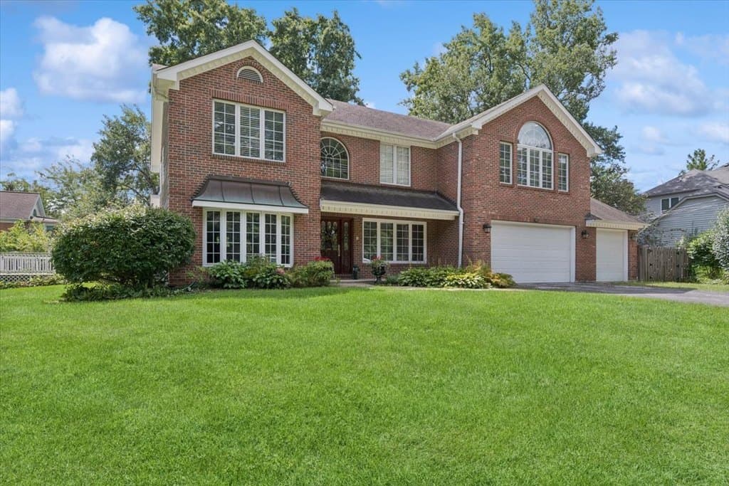4 bedroom house for sale at 525 36th St Downers Grove 60515 - $899,000