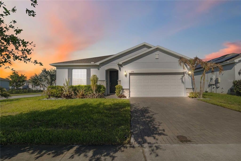 3 bedroom house for sale at 2196 Bur Oak Blvd St. Cloud 34771 - $389,000