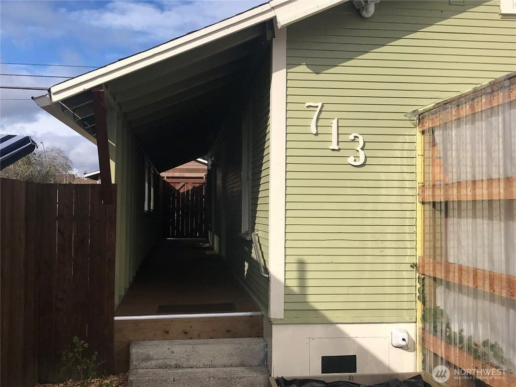 multi-family for sale at 713 N Tower /B Ave Unit A Centralia - $350,000
