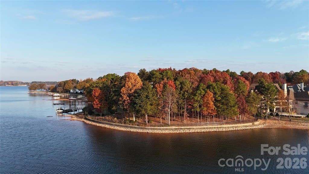 5 bedroom house for sale at 15508 Fishermans Rest Ct Cornelius 28031 - $7,615,000