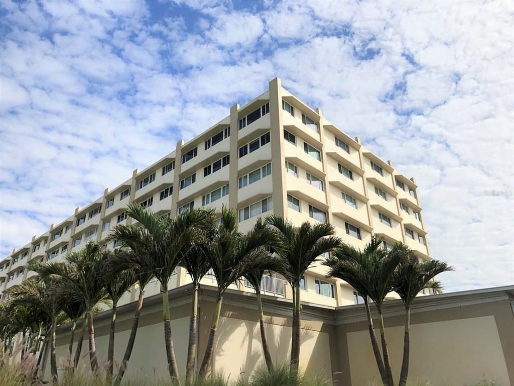 1 bedroom condo for sale at 100 Bluff View Dr Apt 317A Belleair Bluffs - $249,900