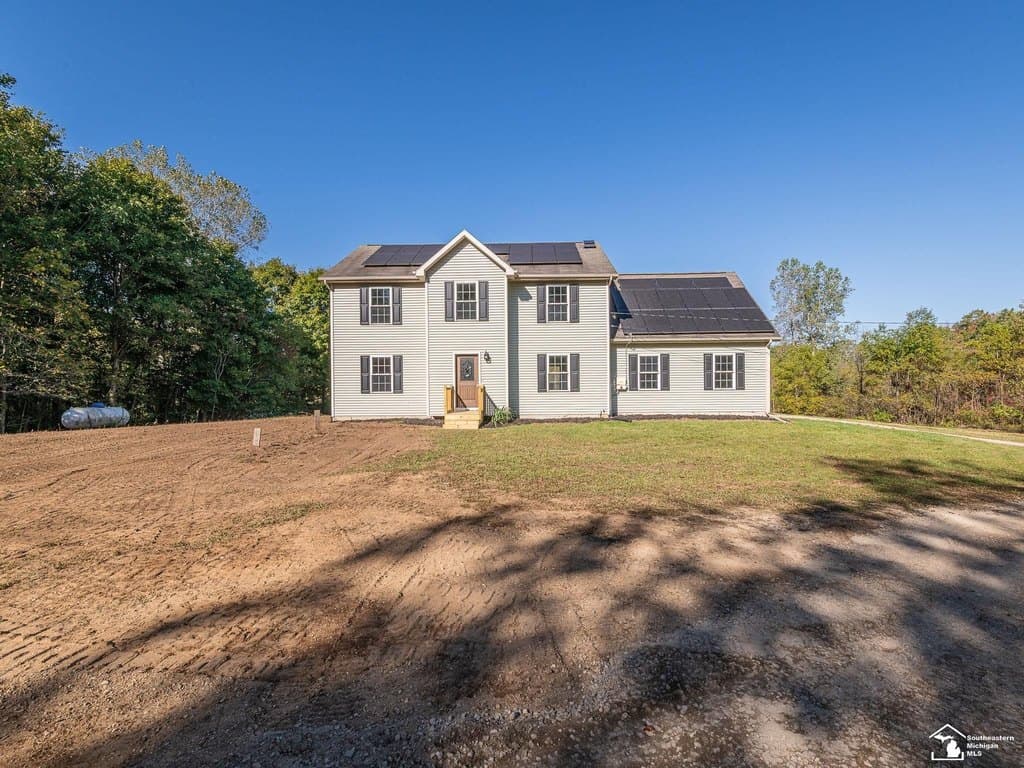 5 bedroom house for sale at 6482 Sorby Hwy Addison - $499,900