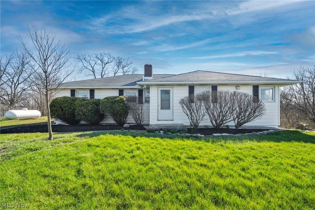 3 bedroom house for sale at 7688 State Route 257 N Delaware 43342 - $395,000
