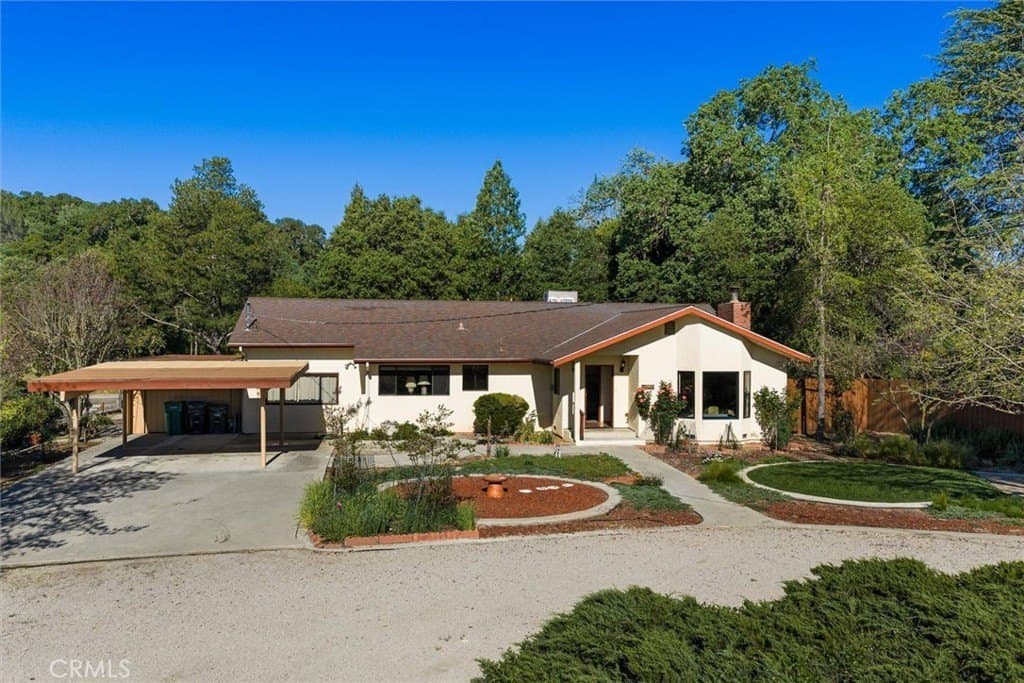 4 bedroom house for sale at 7650 Carmelita Ave Atascadero - $600,000