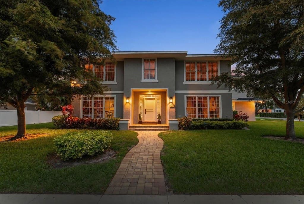 4 bedroom house for sale at 1205 Palm View Ave Belleair - $1,995,000