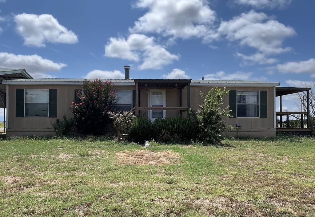 3 bedroom mobile home for sale at 15475 S County Road 206 Blair - $255,000