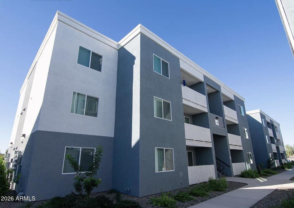6 bedroom multi-family for sale at 12925 W Greenway Rd Unit 55 El Mirage 85335 - $615,999