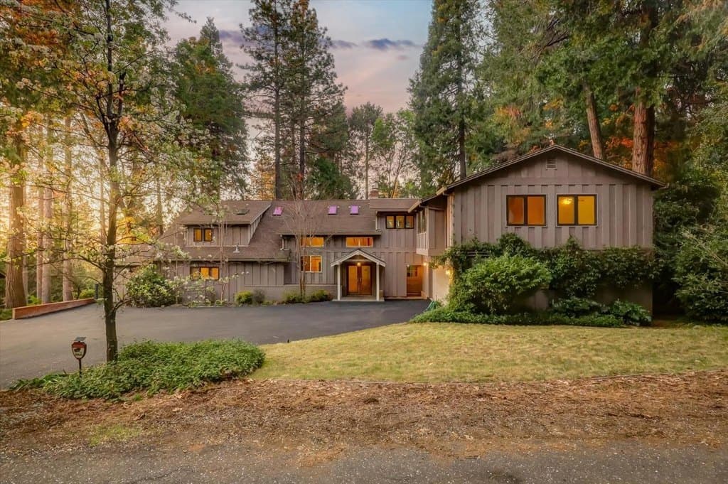 4 bedroom house for sale at 14708 Echo Ridge Dr Nevada City 95959 - $699,000