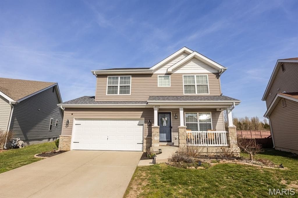 5 bedroom house for sale at 2725 Cedar Grove Dr Belleville - $365,000
