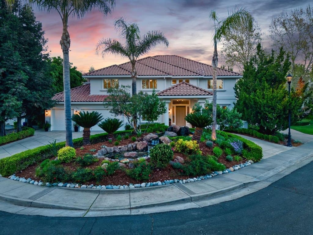5 bedroom house for sale at 1501 Chalupa Pl Davis 95618 - $2,550,000