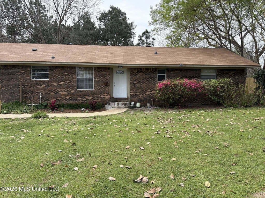 3 bedroom house for sale at 78 Pump Branch Rd Bond - $229,000