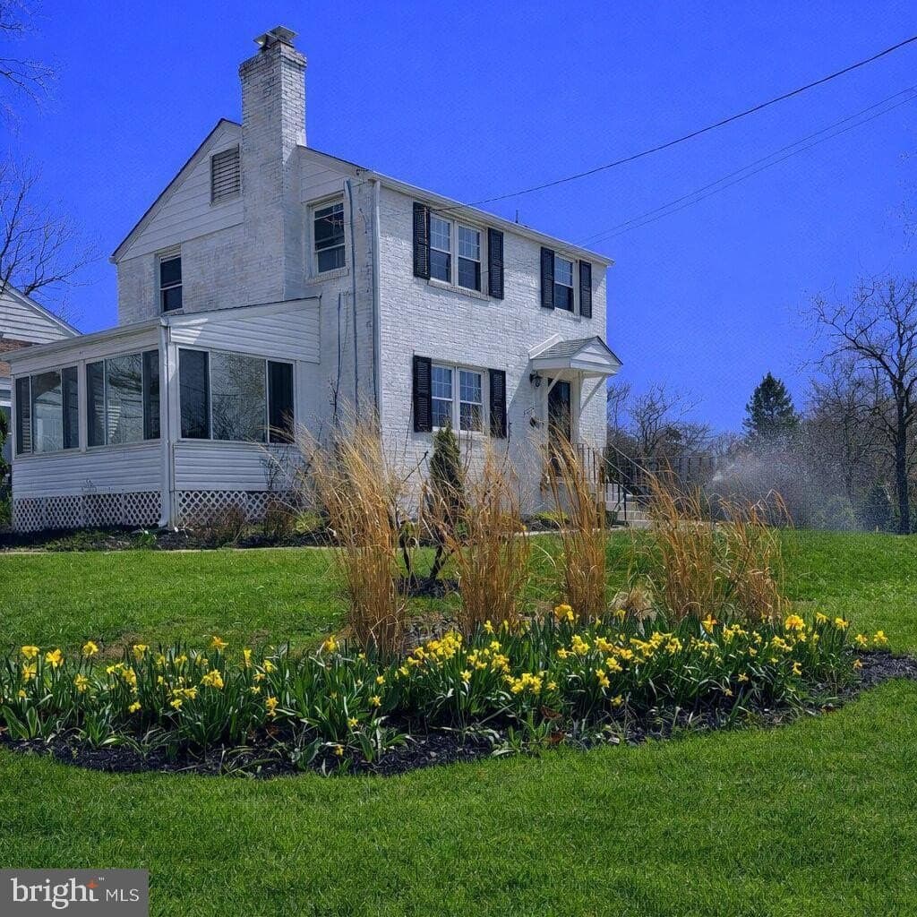 3 bedroom house for sale at 11527 Grandview Ave Silver Spring 20902 - $549,900