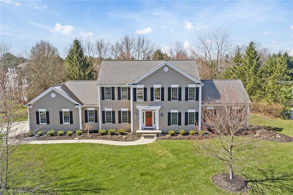 4 bedroom house for sale at 1664 E Haymarket Way Hudson 44236 - $1,195,000