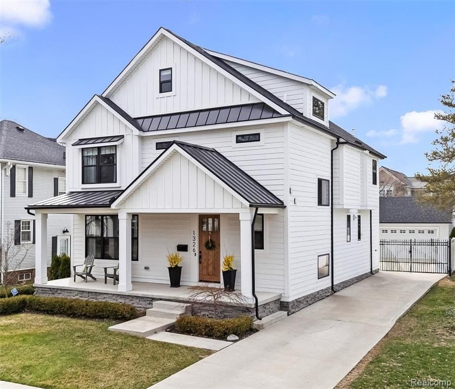 4 bedroom house for sale at 1326 Cedar Dr Birmingham 48009 - $1,695,000