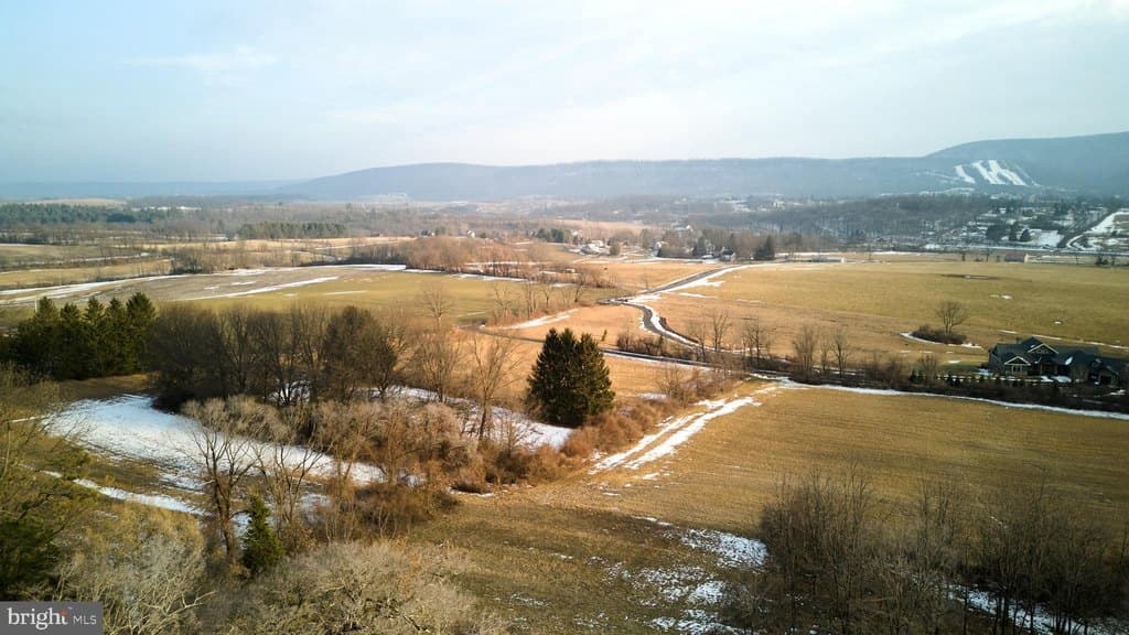 5 bedroom house for sale at 180 Houser Rd Centre Hall - $785,000