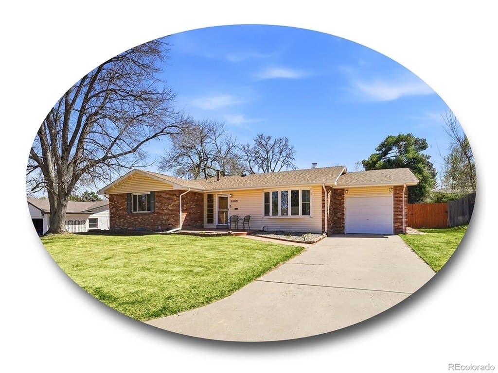 4 bedroom house for sale at 3502 E Costilla Ave Centennial 80122 - $695,000