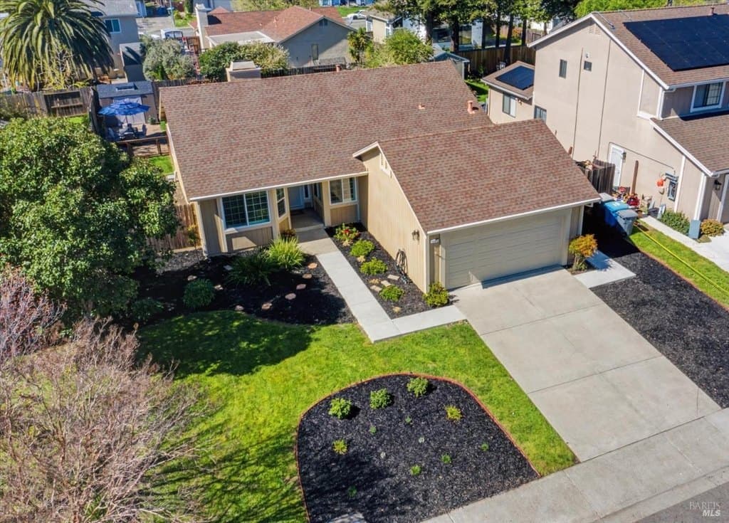 3 bedroom house for sale at 151 Heartford Way American Canyon - $710,000