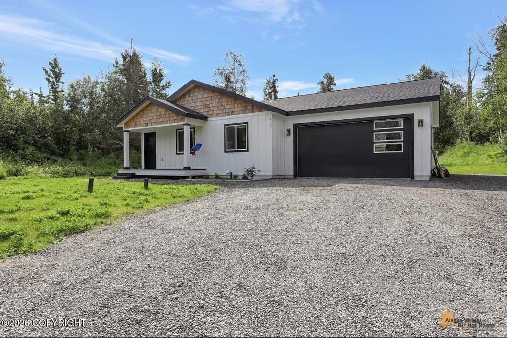 3 bedroom house for sale at 13505 W Maplewood Dr Big Lake - $365,000