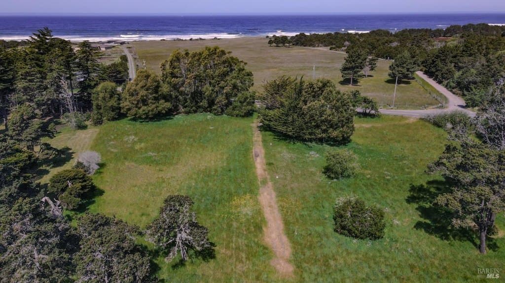 land for sale at 23401 N Highway 1 Fort Bragg 95437 - $695,000