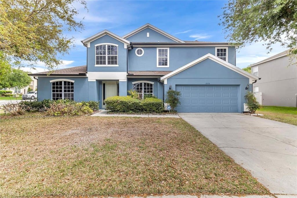 4 bedroom house for sale at 3323 Fawnwood Dr Ocoee 34761 - $690,000