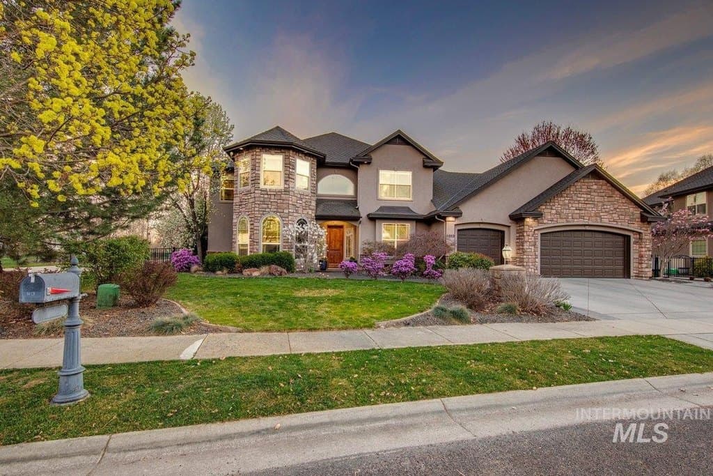 5 bedroom house for sale at 1013 E Rivers End Dr Eagle 83616 - $1,775,000