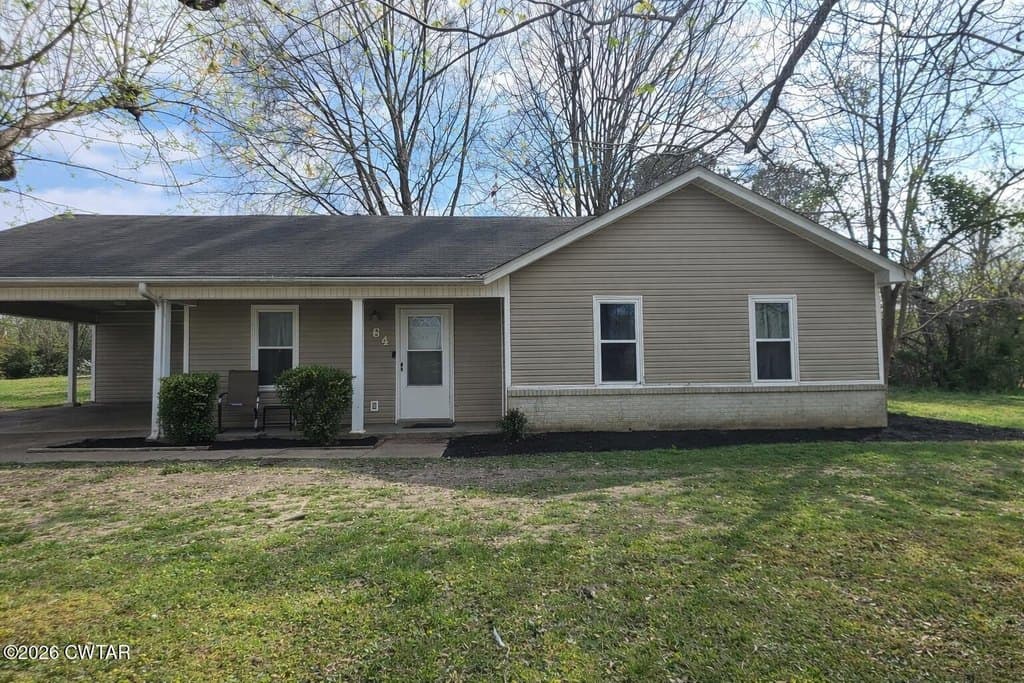 3 bedroom house for sale at 64 Ellendale Pl Jackson 38305 - $195,000