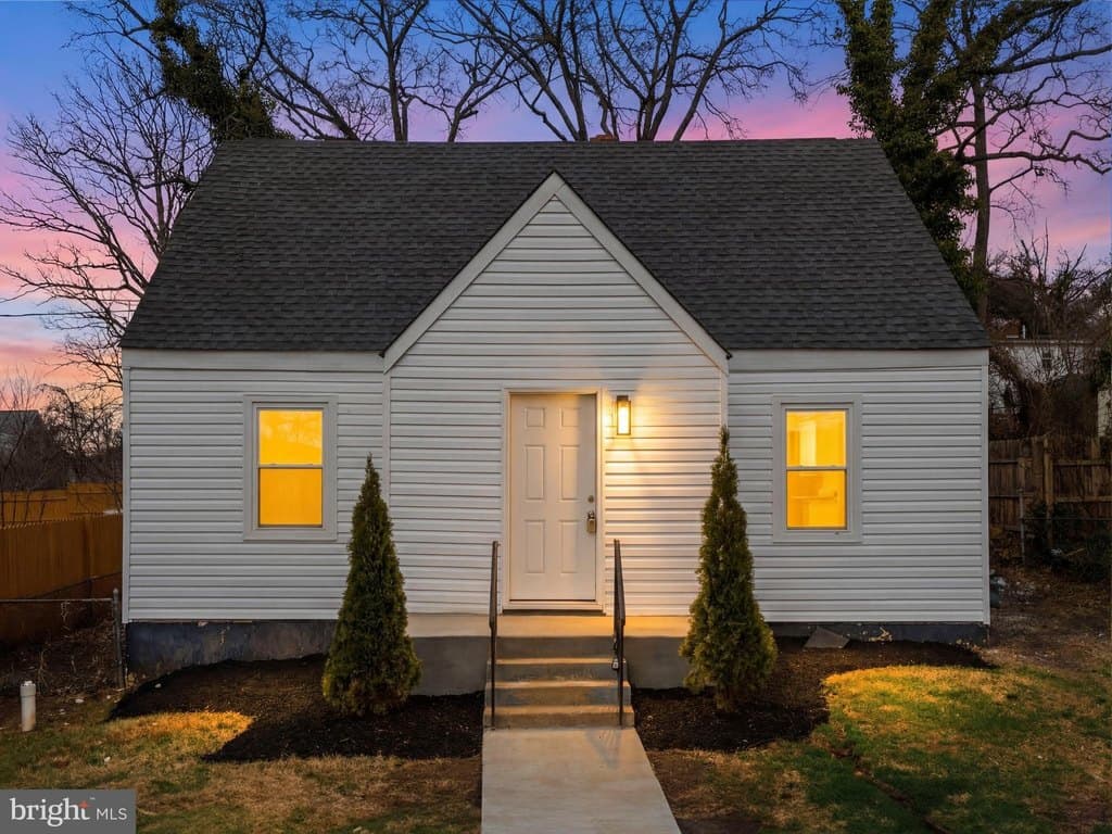 4 bedroom house for sale at 5428 Taussig Rd Bladensburg - $475,000
