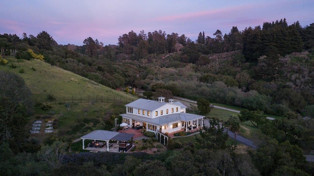4 bedroom house for sale at 365 Race Horse Ln Aptos Hills-Larkin Valley - $5,199,000