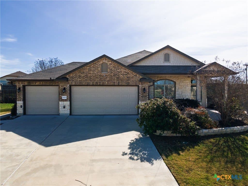 3 bedroom house for sale at 9406 Susan Dr Killeen - $340,000