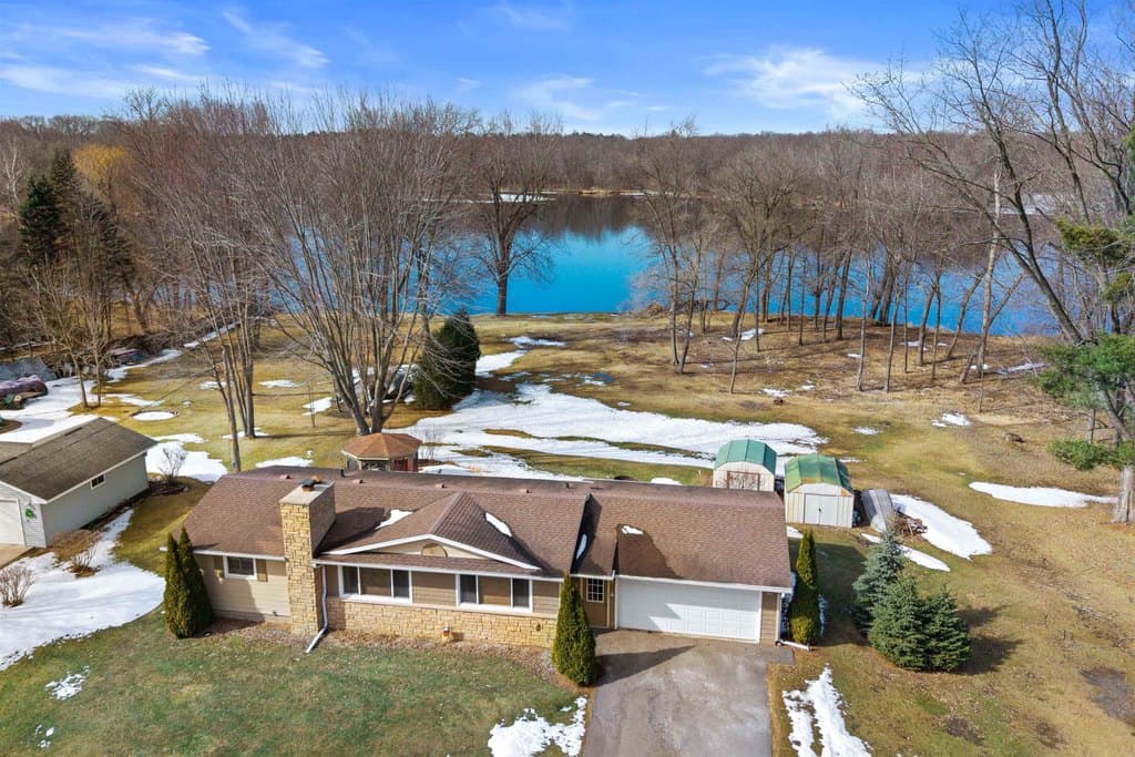 2 bedroom house for sale at 610 S Biron Dr Biron - $356,000