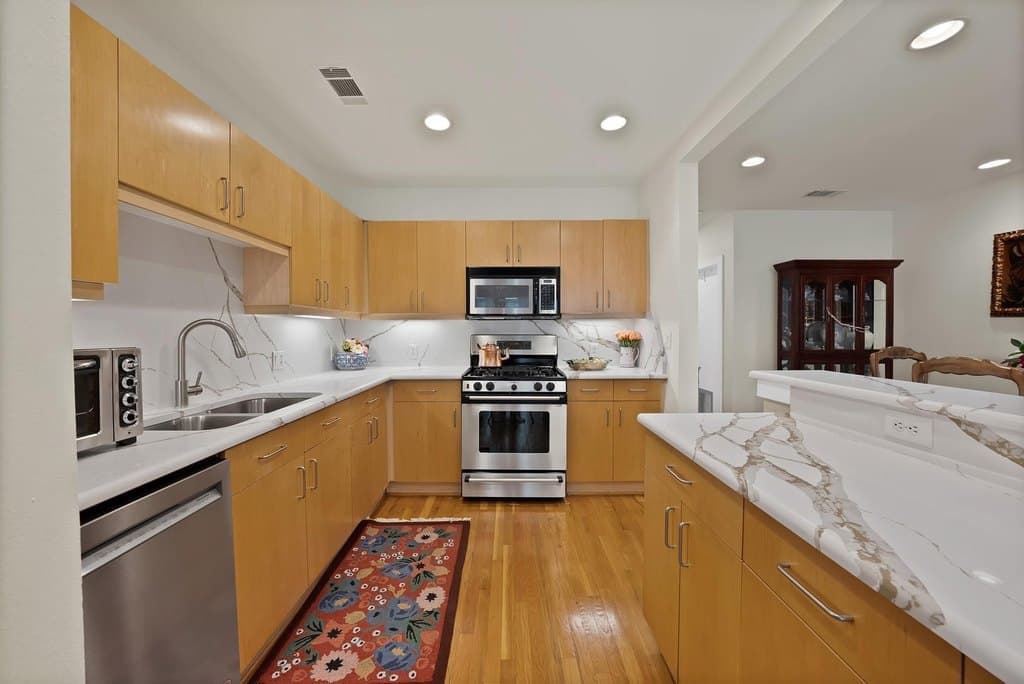 2 bedroom condo for sale at 5055 Addison Cir Ph 434 Addison - $439,000