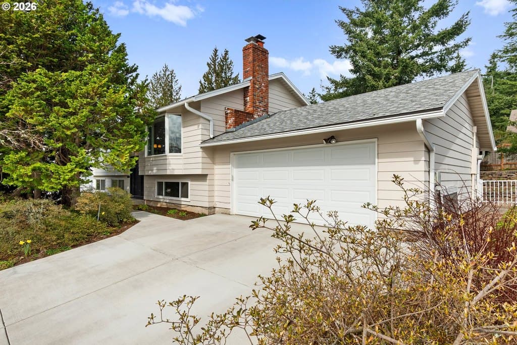 4 bedroom house for sale at 11885 NW Marylee Ct Cedar Mill - $750,000