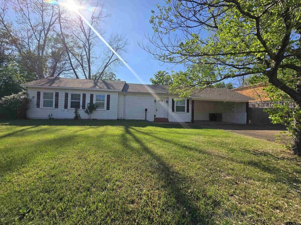 3 bedroom house for sale at 3623 New Copeland Rd Tyler 75701 - $165,000