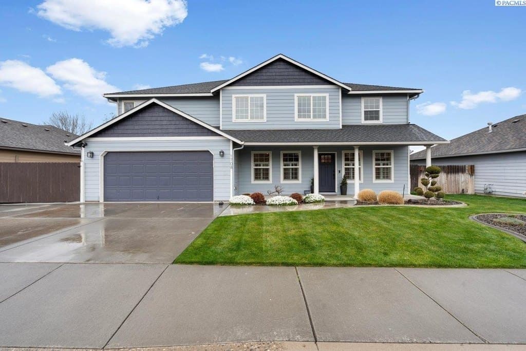 5 bedroom house for sale at 1708 W 31st Ave Kennewick - $685,000