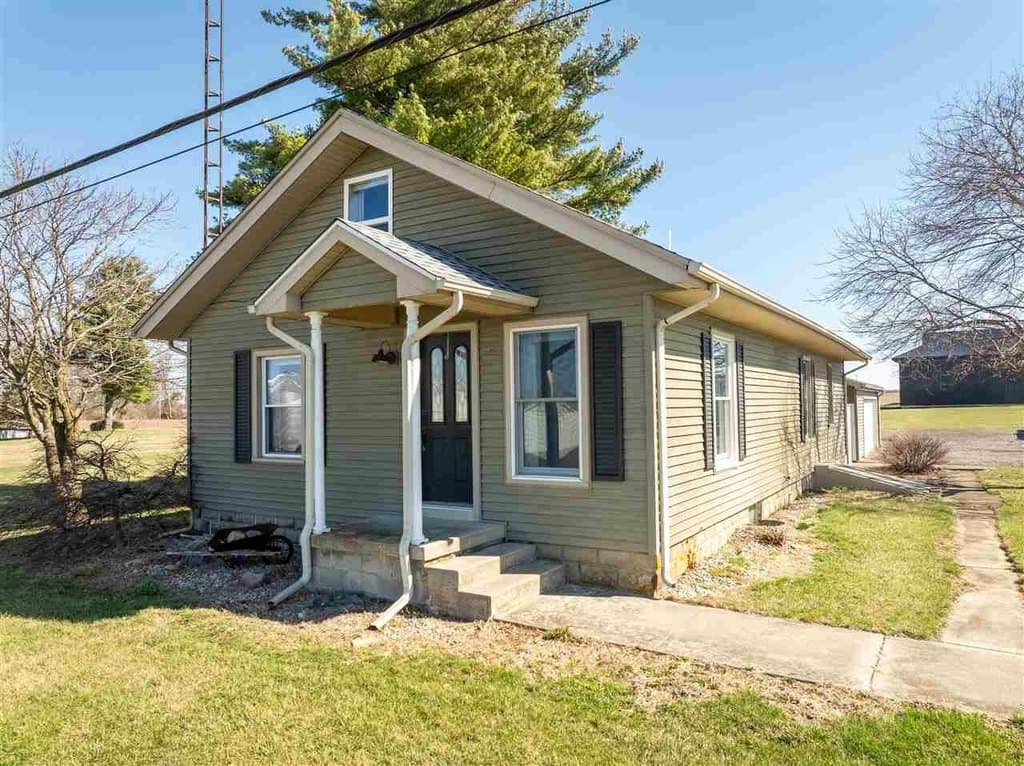 3 bedroom house for sale at 541 N Centerville Rd Centerville - $319,900