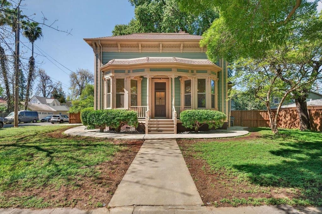 3 bedroom house for sale at 620 2nd St Woodland 95695 - $749,000