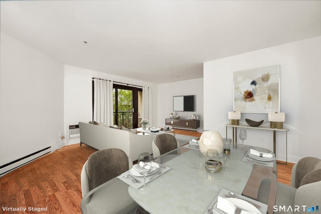 1 bedroom condo for sale at 104 North St Apt 401 Stamford - $349,000