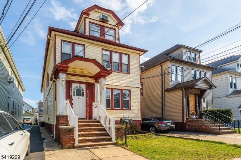 6 bedroom multi-family for sale at 752-754 Eaton St Elizabeth 07202 - $844,900