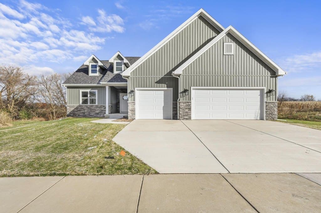 3 bedroom house for sale at Blarney Stone Dr Unit 56 Albany - $549,900